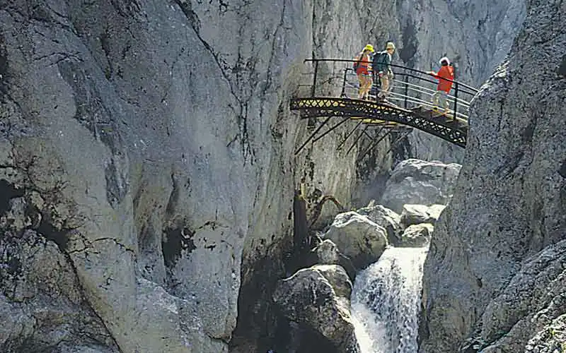 Brücke in Höllentalklamm